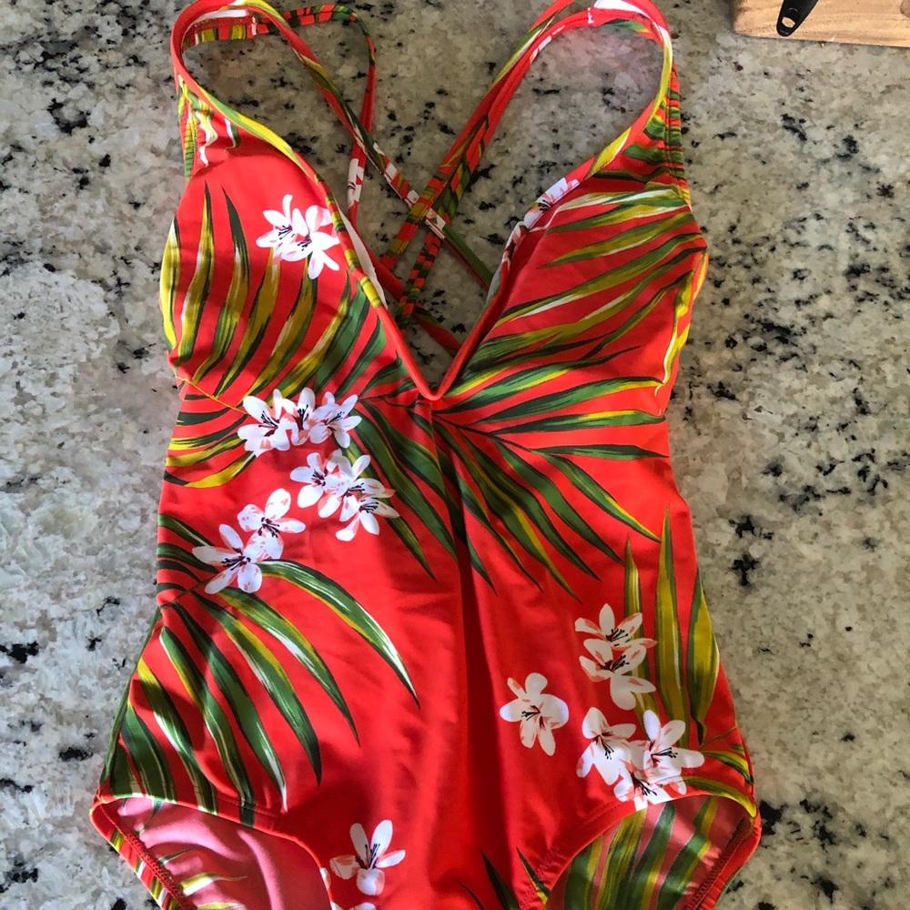 NWT Kona Sol one piece